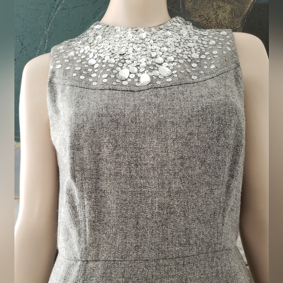 🎈Host Pick🎈Vera Wang | Sheath Dress with Sequin Details - Picture 5 of 10